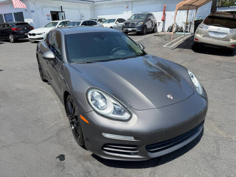 2014 Porsche Panamera