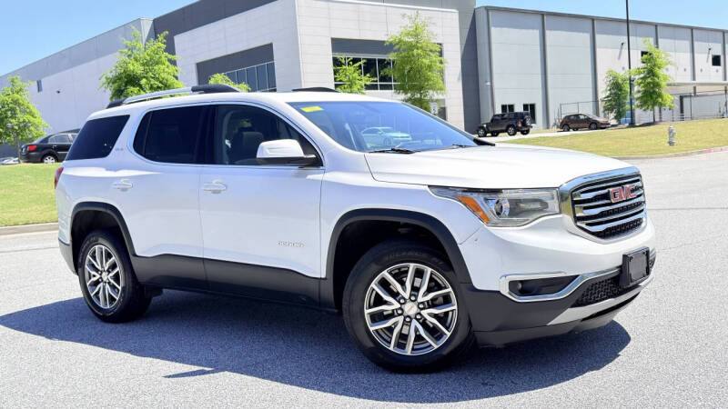 2017 GMC Acadia SLE-2