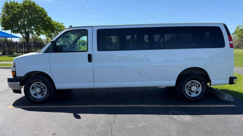 2017 Chevrolet Express LT 3500