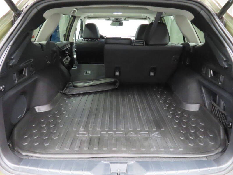2023 Subaru Outback Touring