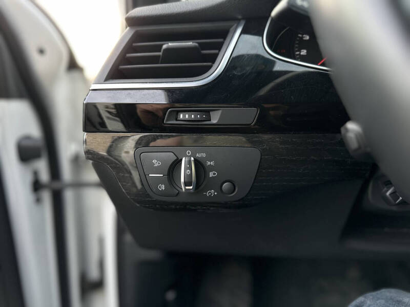 2019 Audi Q7 quattro SE Premium 55 TFSI