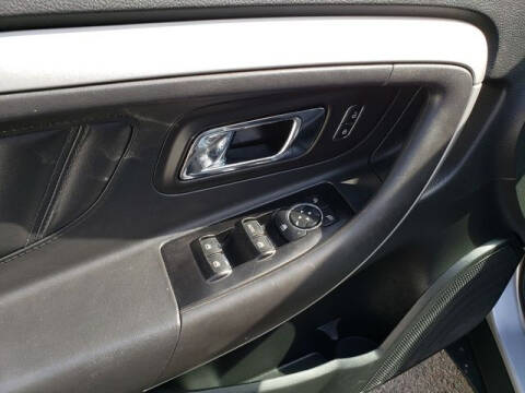 2014 Ford Taurus SEL