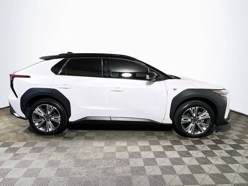 2023 Subaru Solterra Touring