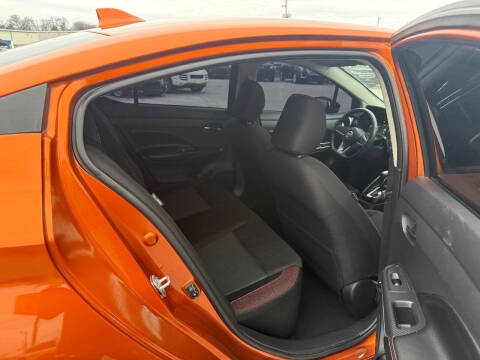 2021 Nissan Versa SR