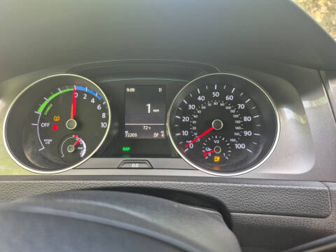 2016 Volkswagen e-Golf SE