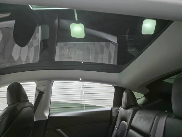 2025 Tesla Model Y Long Range