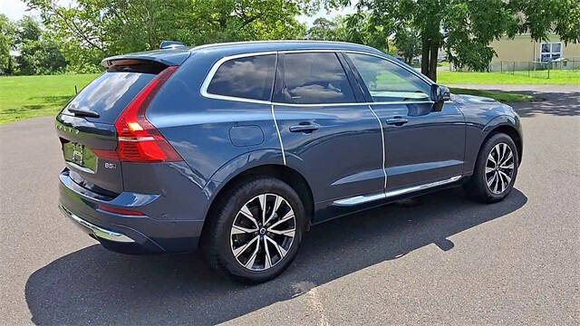 2023 Volvo XC60 B5 Plus Bright Theme