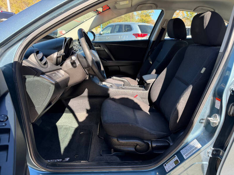 2010 Mazda MAZDA3 i Touring