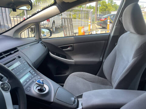 2011 Toyota Prius Two