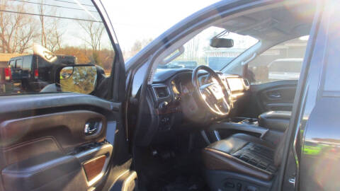 2018 Nissan Titan Platinum Reserve