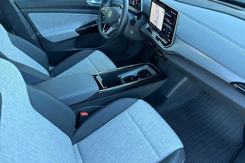 2025 Volkswagen ID.4 Pro