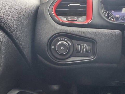 2023 Jeep Renegade Trailhawk