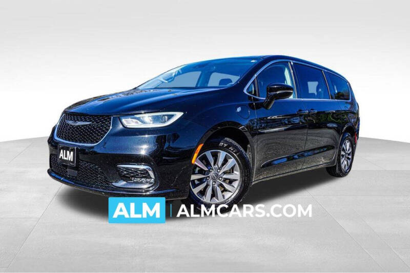 2024 Chrysler Pacifica Plug-In Hybrid Select