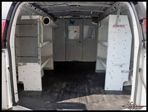 2023 Chevrolet Express 2500