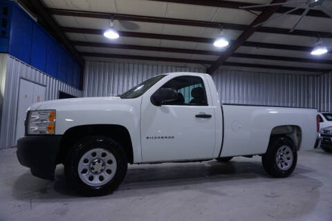2013 Chevrolet Silverado 1500 for sale at SOUTHWEST AUTO CENTER INC in Houston TX