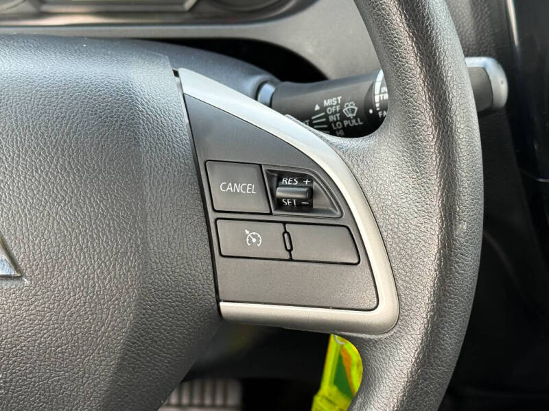 2024 Mitsubishi Mirage ES