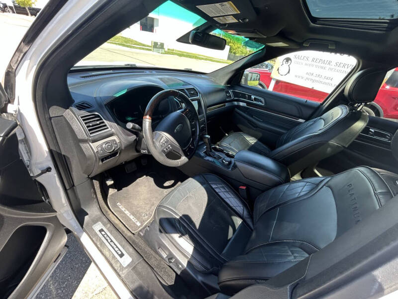 2017 Ford Explorer Platinum