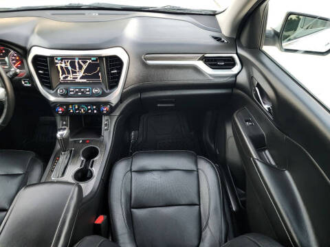 2017 GMC Acadia SLT-1