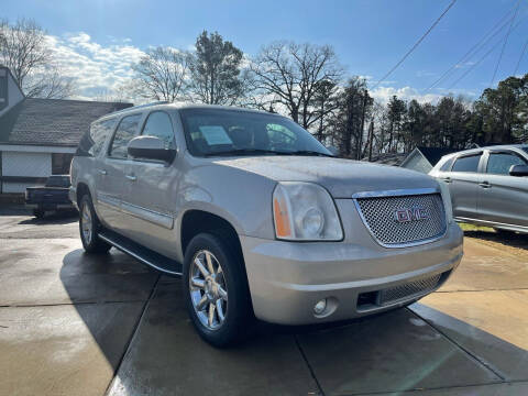 2007 GMC Yukon XL for sale at Alpha Car Land LLC in Snellville GA