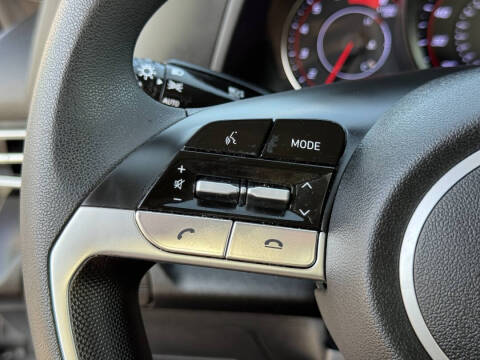 2022 Hyundai Elantra SE