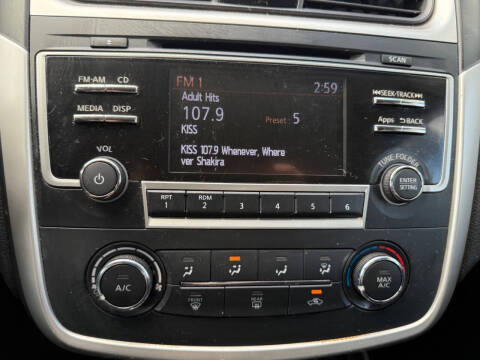 2016 Nissan Altima 2.5 SR