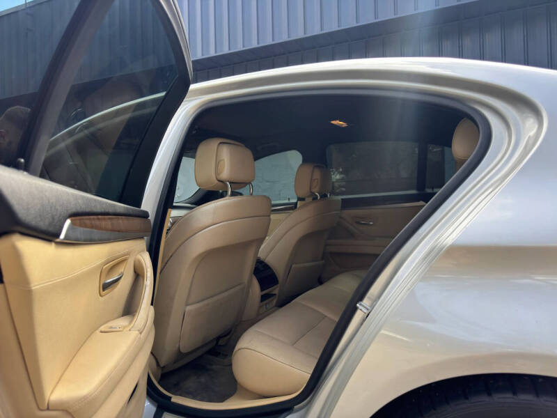 2013 BMW 5 Series 535i