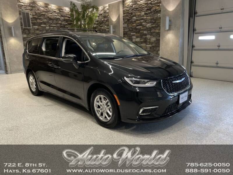 2022 Chrysler Pacifica for sale at Auto World Used Cars in Hays KS