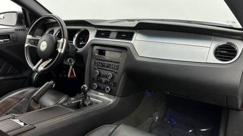 2014 Ford Mustang V6 Premium