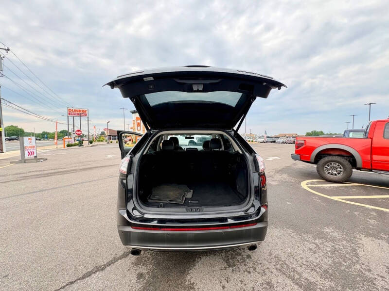2016 Ford Edge Titanium