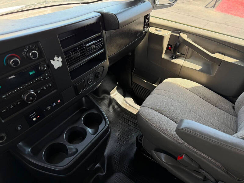 2016 Chevrolet Express LS 2500