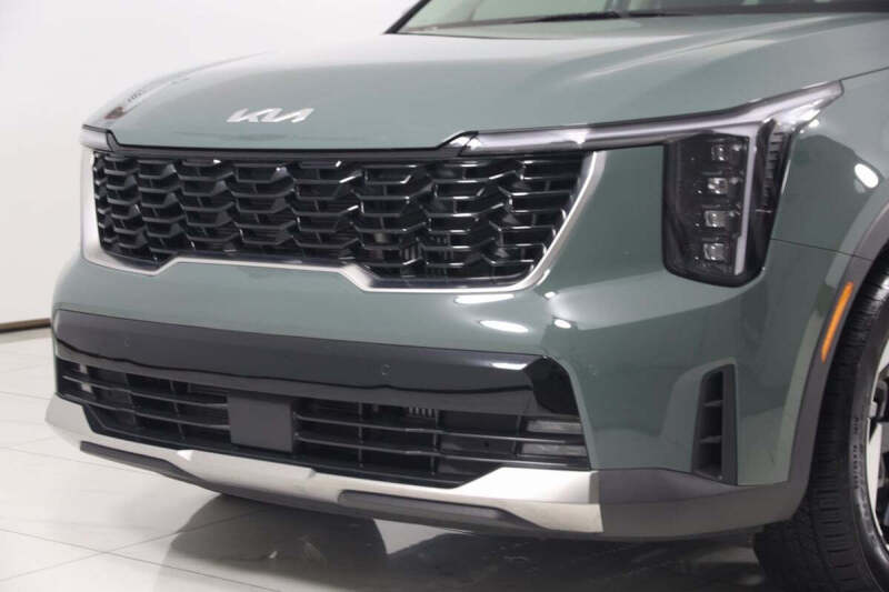 2025 Kia Sorento Hybrid EX
