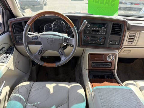 2003 Cadillac Escalade