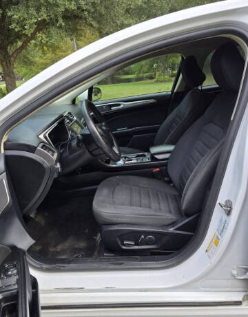 2020 Ford Fusion Hybrid SE