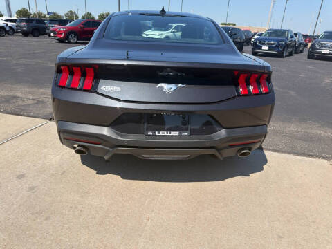 2024 Ford Mustang EcoBoost