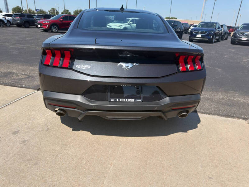 2024 Ford Mustang EcoBoost
