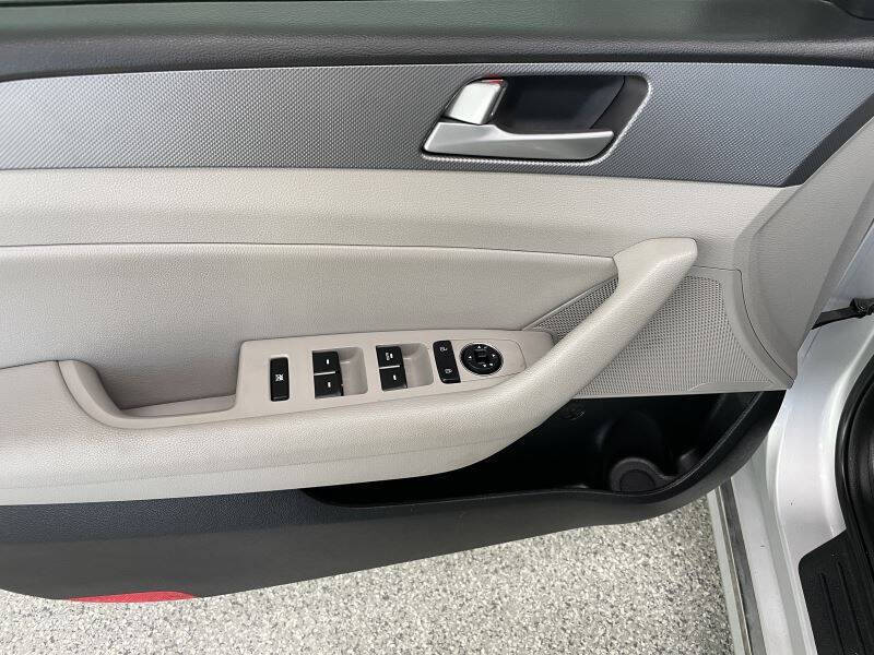 2016 Hyundai Sonata Hybrid SE