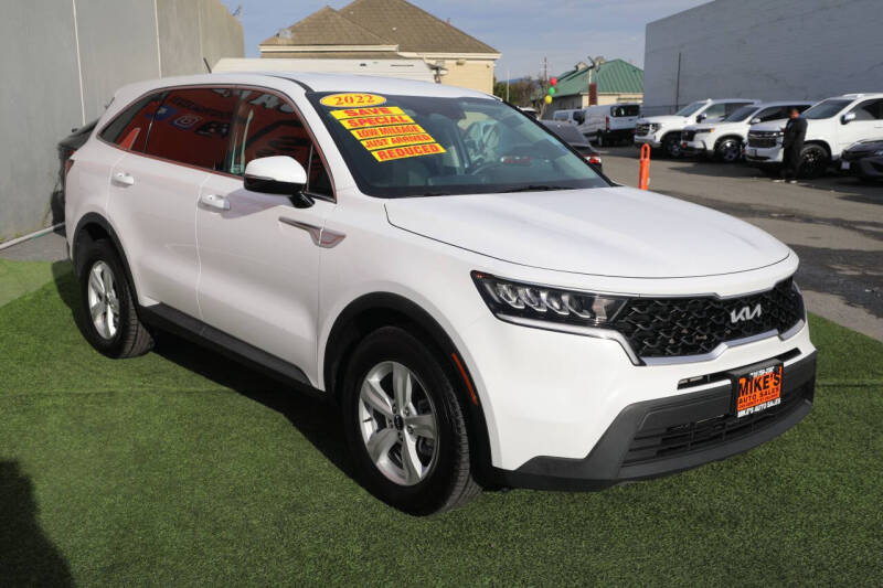2022 Kia Sorento LX