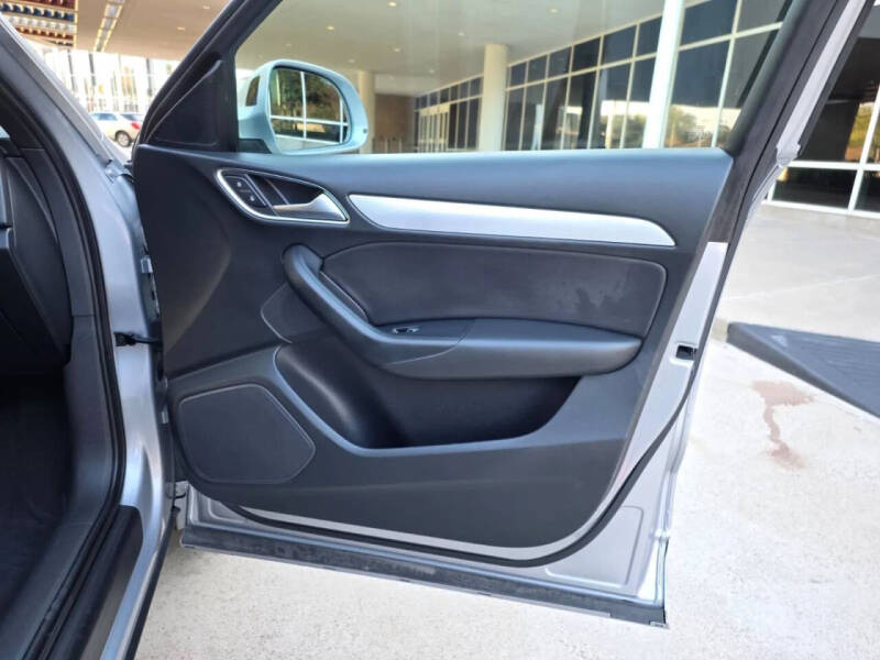 2016 Audi Q3 2.0T Premium Plus