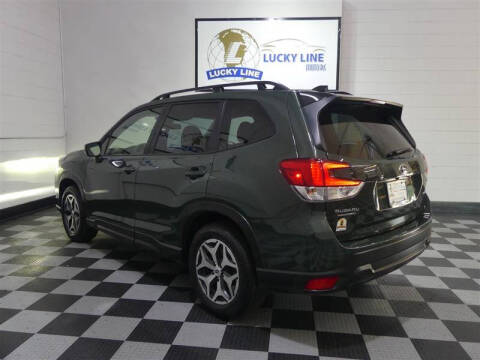2024 Subaru Forester Premium