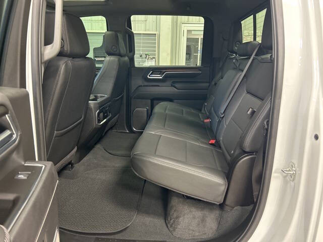 2025 GMC Sierra 3500HD