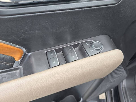 2023 GMC Canyon Denali