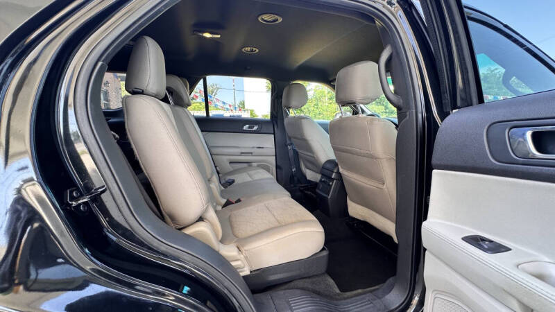 2015 Ford Explorer