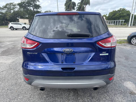 2015 Ford Escape SE