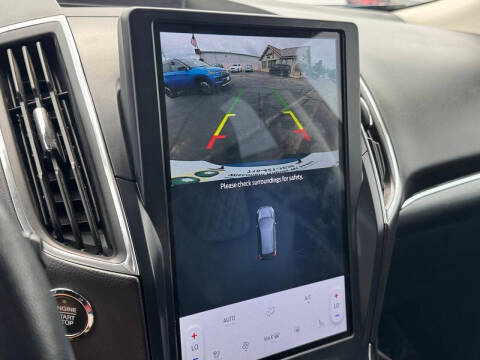 2023 Ford Edge Titanium