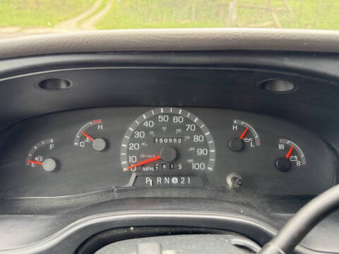 2002 Ford E-Series E-350 SD XLT