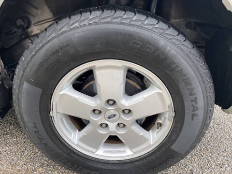 2009 Ford Escape XLT