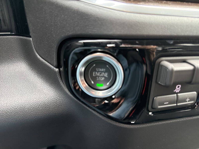 2026 GMC Sierra 1500 Elevation Standard