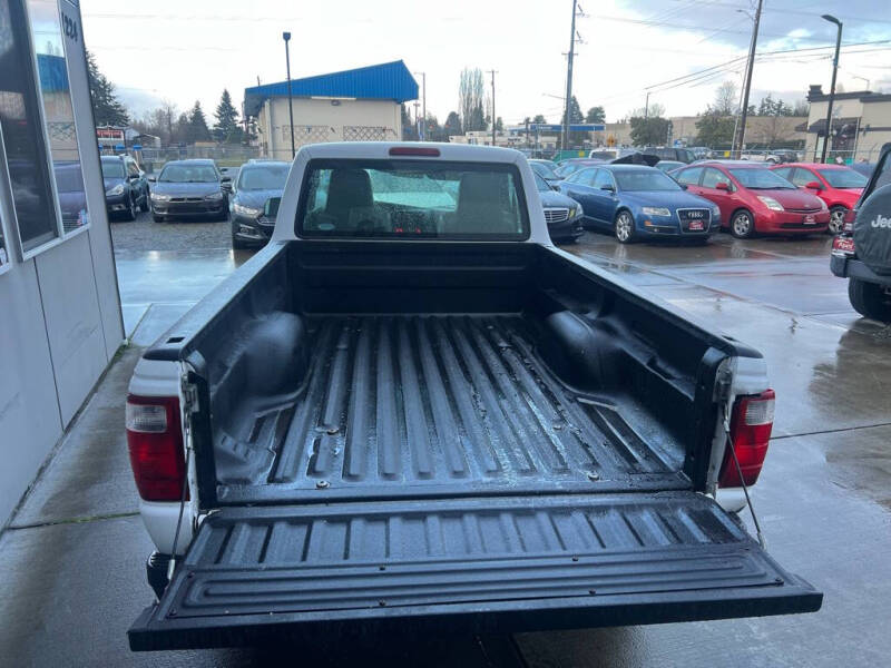 2005 Ford Ranger XLT photo 9