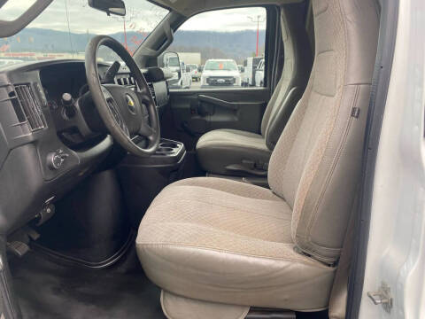 2018 Chevrolet Express 3500