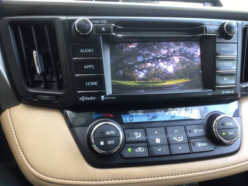 2017 Toyota RAV4 XLE